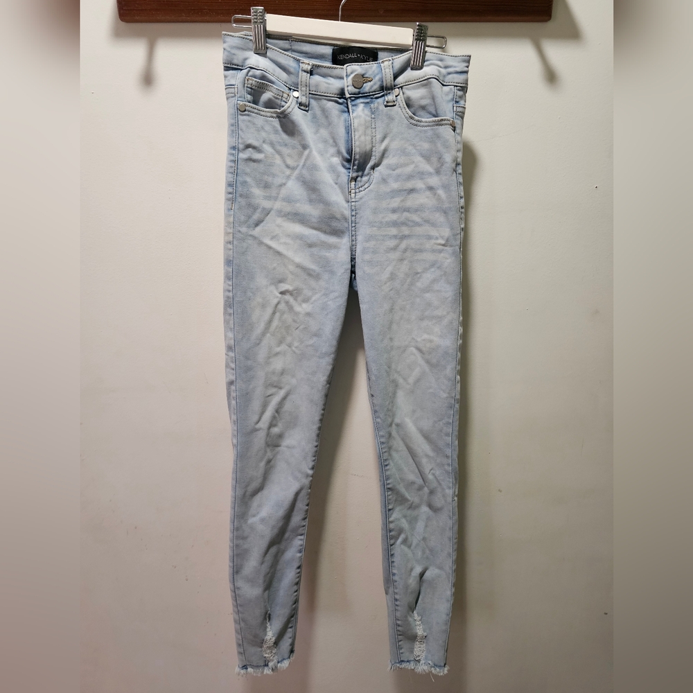 Kendall + Kylie Kontour High Rise Skinny Jeans – Size 3/26 – Light Wash